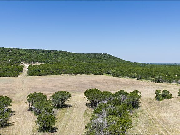 4th image of 7 Private Road 12