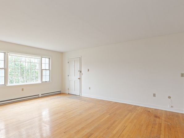 84 Benedict Ln, Middlebury, VT