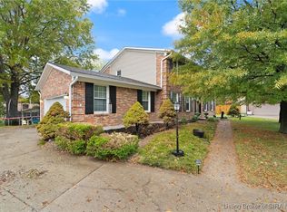 30 Doebrook Court, New Albany, IN 47150