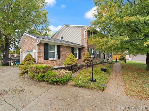 30 Doebrook Court, New Albany, IN 47150