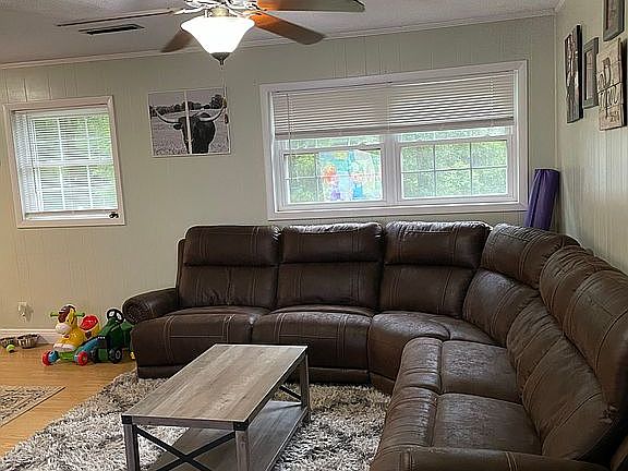 3rd image of 734 County Road 566