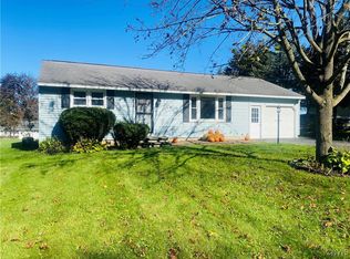 122 Charles Dr, Camillus, NY 13031