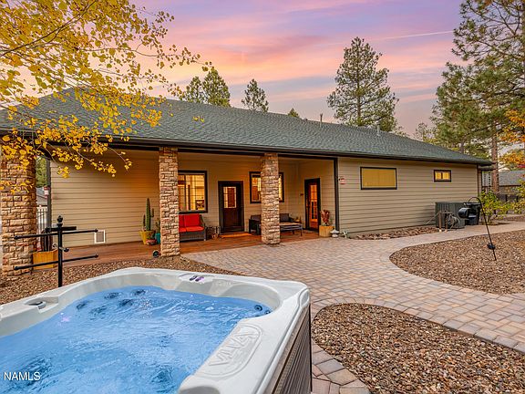 4th image of 2921 W Castle Pines Dr