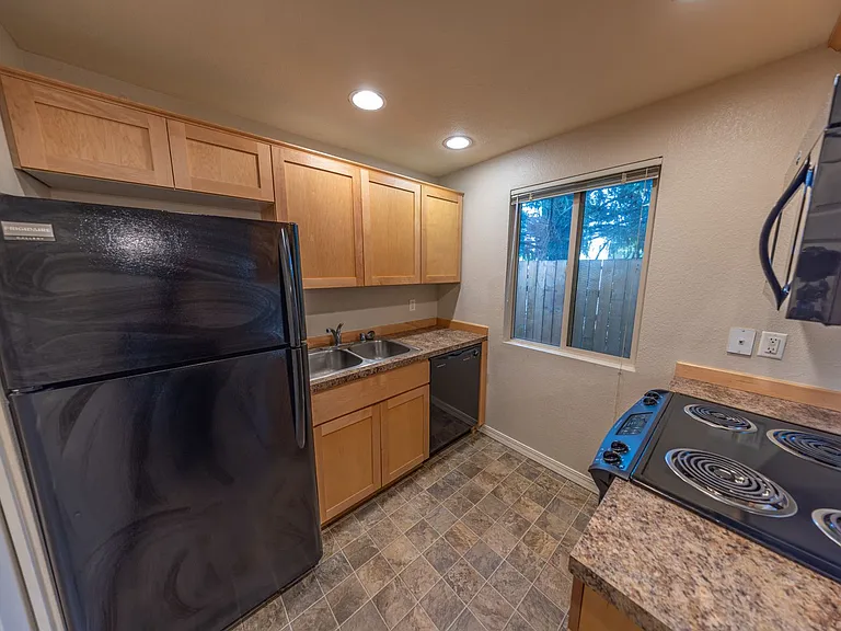 3600 A St #13 — Photo 4
