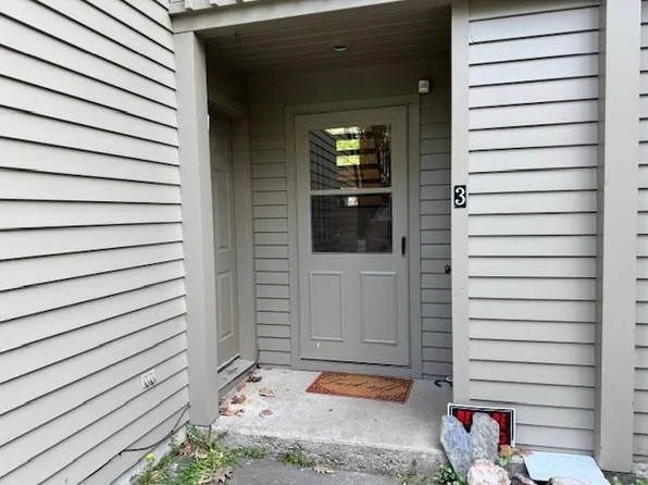 60 S River Rd #3, Charlemont, MA 01339