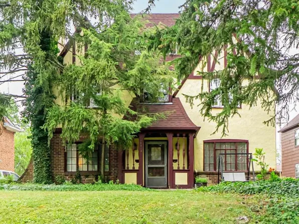 18313 Newell Rd Unit 2, Beachwood, OH 44122