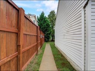2905 Glory Ct, Woodbridge, VA 22193