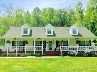 23520 Dons Pl, Abingdon, VA 24211