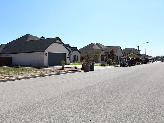 5th image of 6122 Sammye Ln