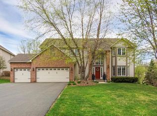 7981 Lismore Cir, Eden Prairie, MN 55347