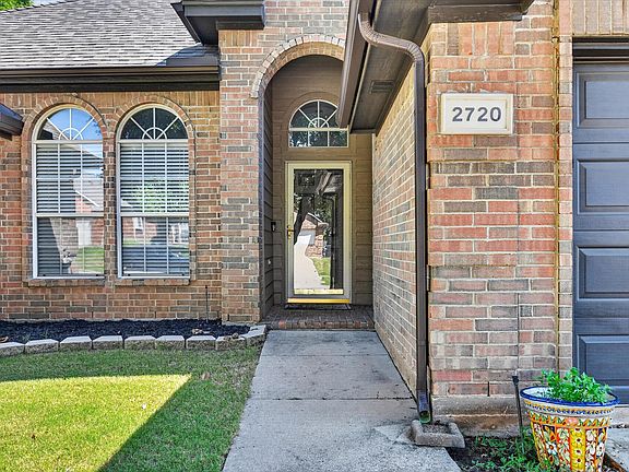 3rd image of 2720 Windstone Way