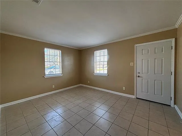 1520 Orchid Dr — Photo 3