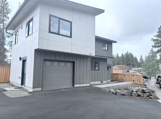 1833 SW Forest Ridge Ave #2, Bend, OR 97702