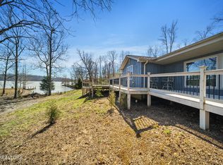 732 Eagle Point Dr, Rockwood, TN 37854