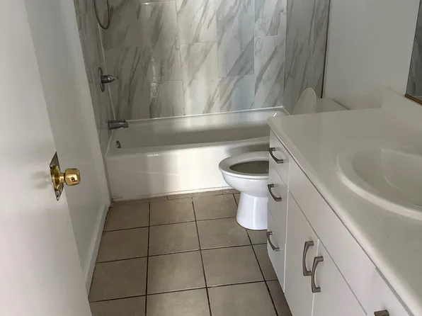 9024 S Menlo Ave #2, Los Angeles, CA 90044