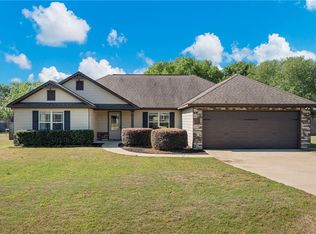9 Silver Eagle Ct, Fort Mitchell, AL 36856