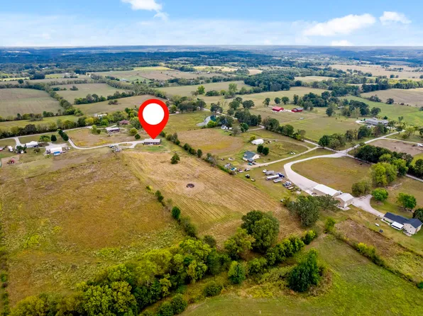 1981 Robinson Road, Clever, MO 65631