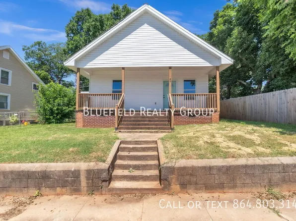 26 N Main St, Startex, SC 29377