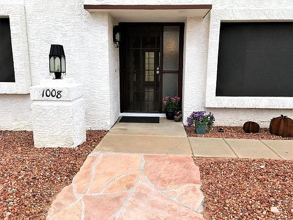 2nd image of 1008 E Villa Maria Dr