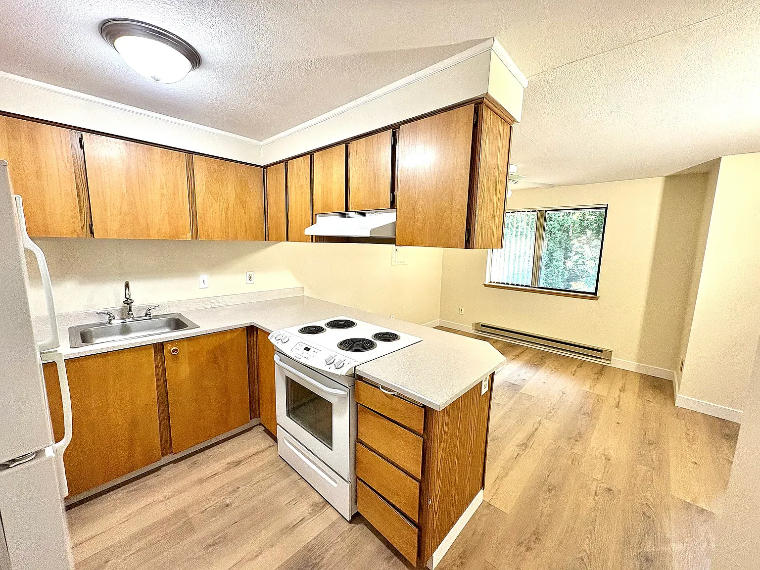 Scholls Crossing Apartments — Photo 4