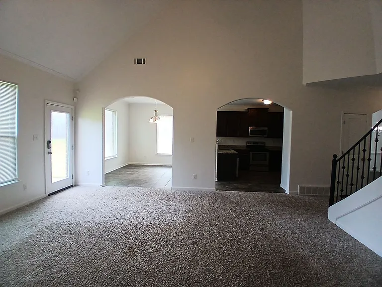 6839 Hare Pointe Dr — Photo 5