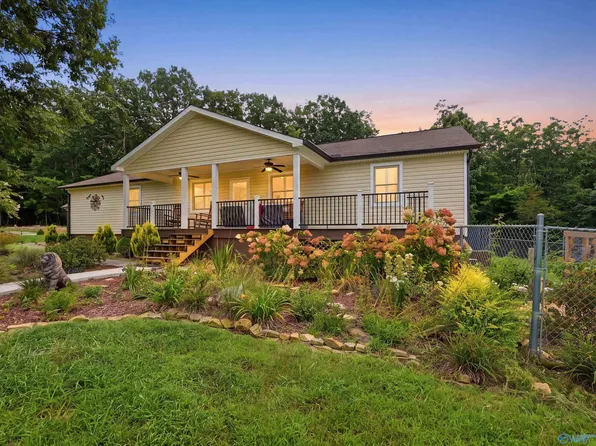 1050 County Road 303, Princeton, AL 35766