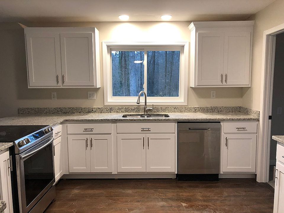 1st image of 982 Etta Vesta Cir