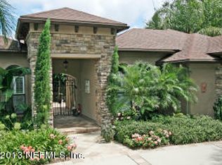 13642 Marsh Harbor Dr N, Jacksonville, FL 32225