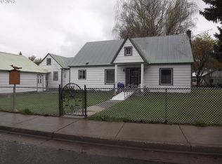 217 Main St, Halfway, OR 97834