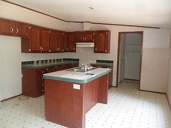 3rd image of 198 Bolling Hill Ln
