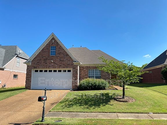 3rd image of 10120 Lynham Dr