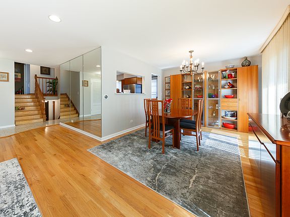 3rd image of 9320 Lavergne Ave