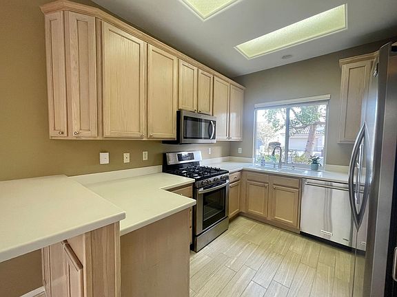 5th image of 78294 Bovee Cir