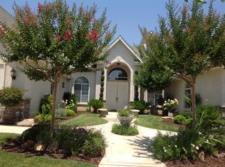 247 W Trenton Ave, Clovis, CA 93619