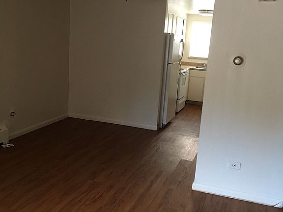 2nd image of 257 N Pearl St APT 205