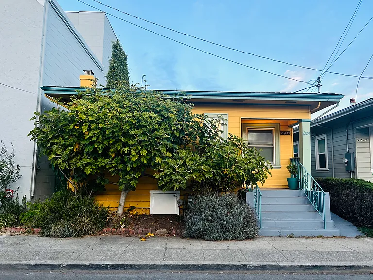 2705 California St — Photo 8