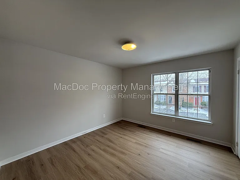 5230 Kings Wood Ln — Photo 15