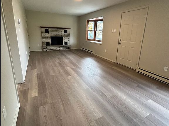 2nd image of 659 Belmont Ave