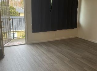 1247 E St, Hayward, CA 94541