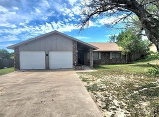 108 King Johns Pl, Del Rio, TX 78840