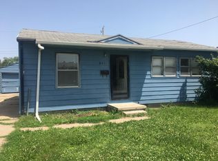 6212 Karen St, Omaha, NE 68117