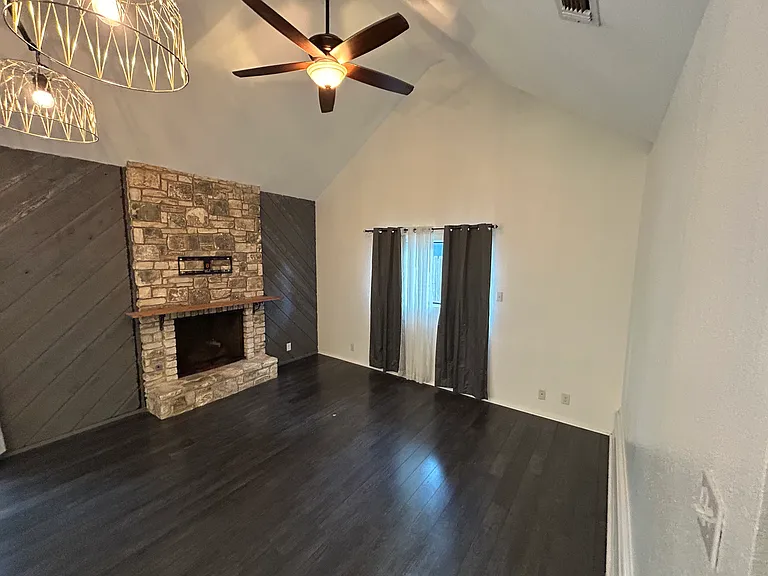 9215 Powhatan Dr — Photo 9