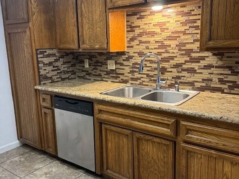 2601 Ashe Rd #26 — Photo 4