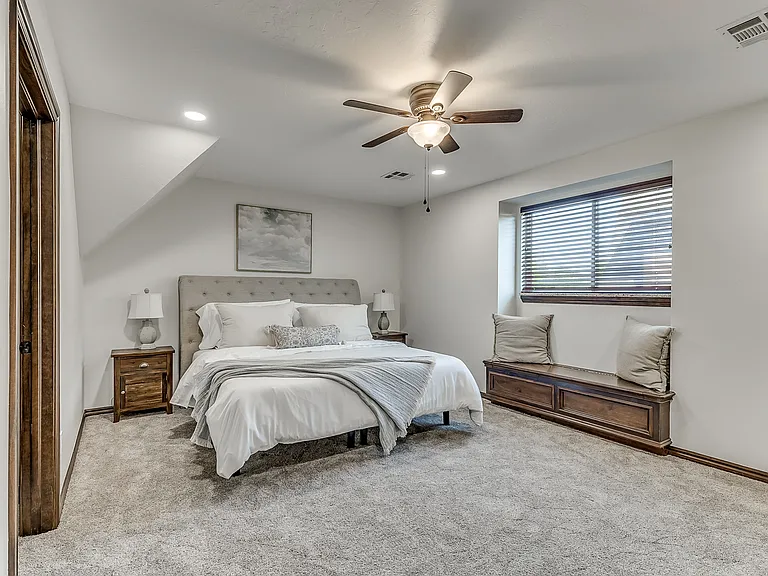 11804 Volterra Way — Photo 11