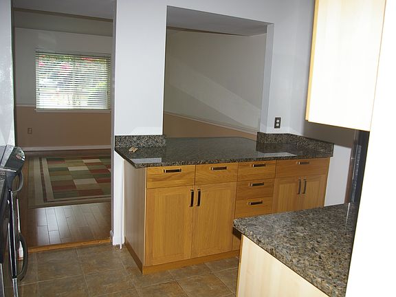 Kitchen to Family Room