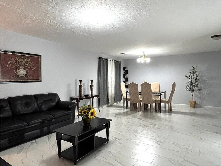 23126 Waterlake Dr — Photo 11