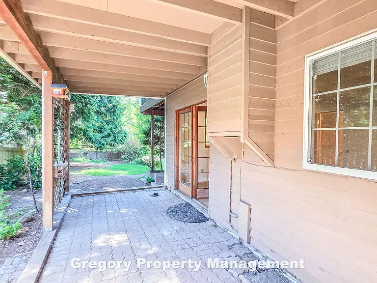 622 204th St SE — Photo 28