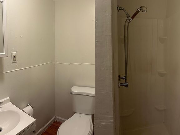 2nd image of 4264 Norfolk Ave APT 1W