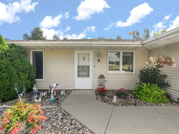 18920 Wendover Ave, Granger, IA 50109