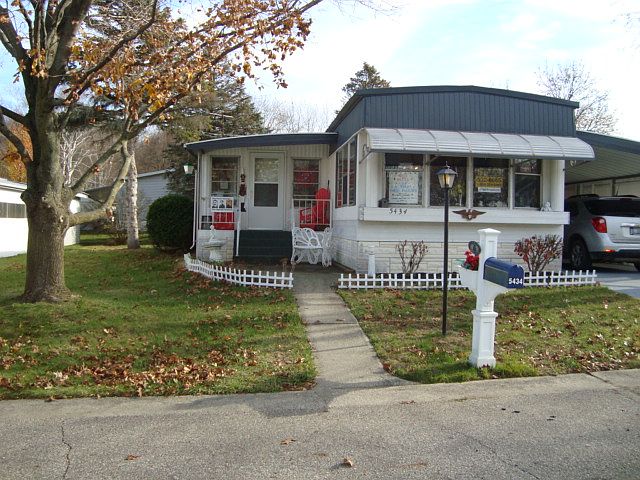 1st image of 5434 Kingbird Ct NE